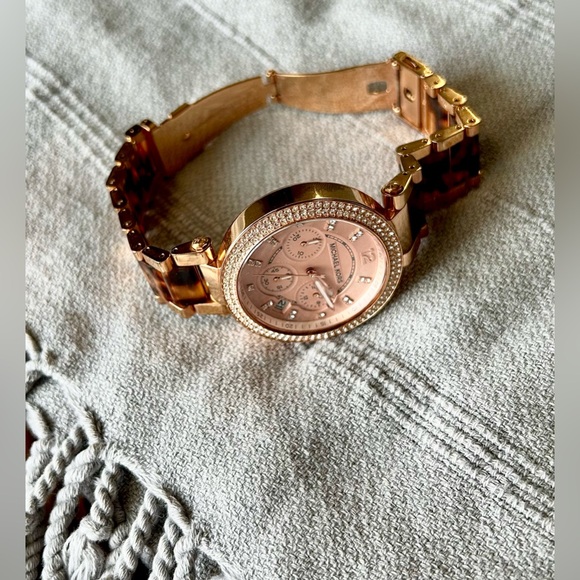 Michael Kors Women's Parker Chronograph Watch MK5538 - Picture 10 of 15